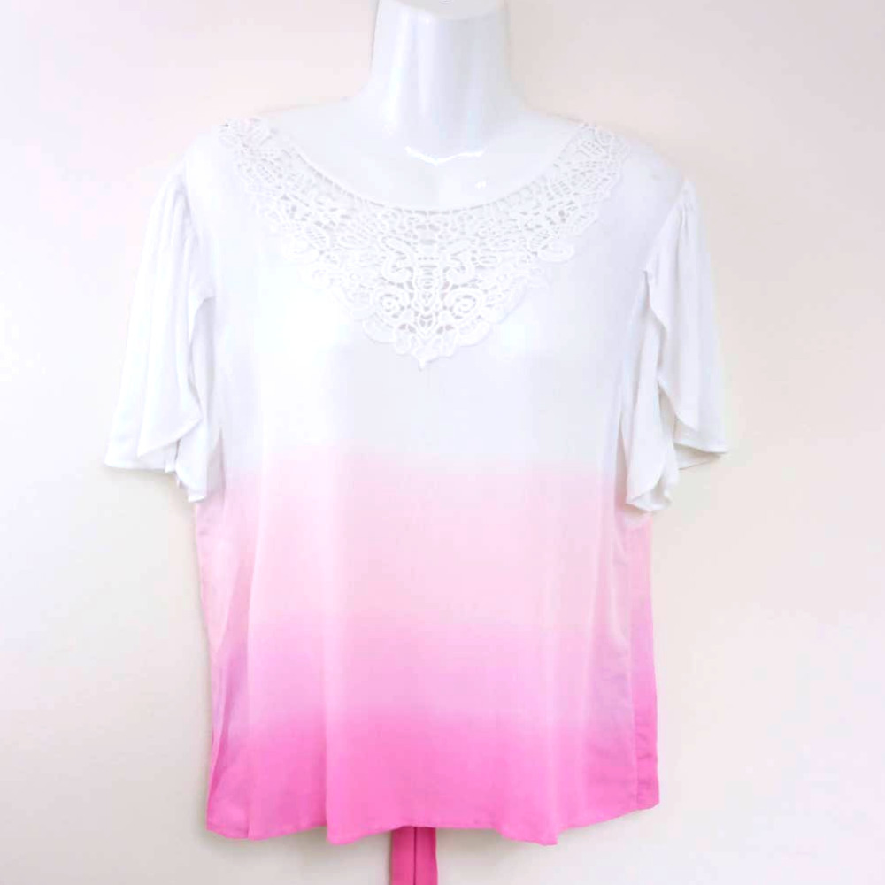 NWT Cato Pink Ombre Lace Collar Split Back Top